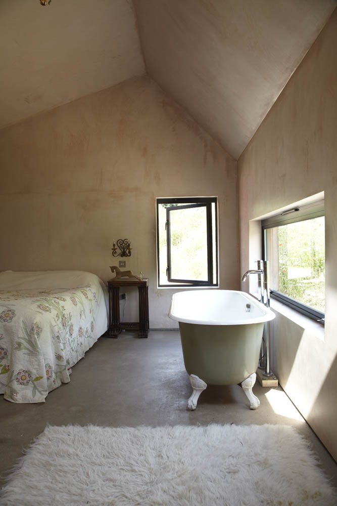 Starfall Farm / Invisible Studio
