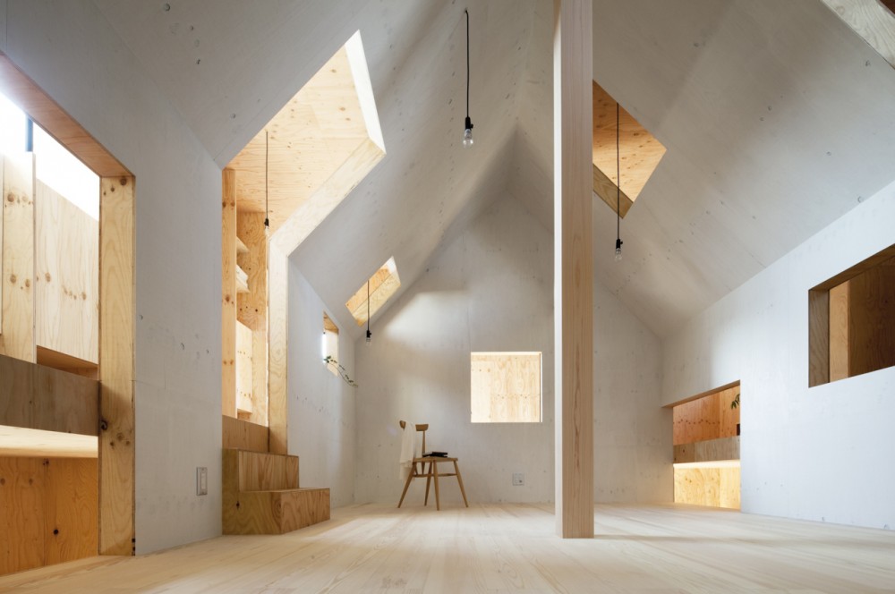 Ant-house / mA-style architects