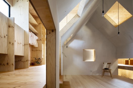 Ant-house / mA-style architects