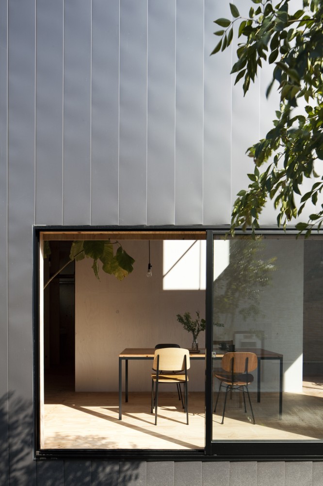 Ant-house / mA-style architects