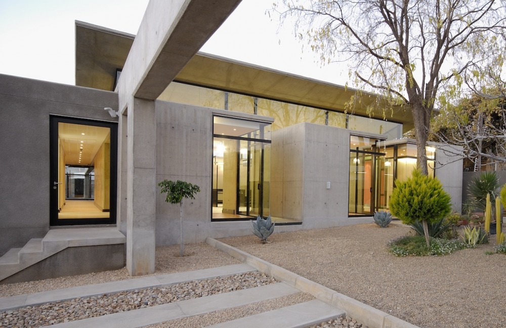 Offices for Bührmann & Partners / Wasserfall Munting Architects