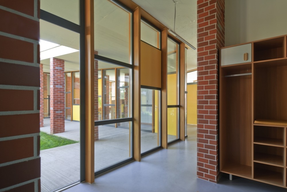 Daycare in Zsámbék / Földes & Co. Architects Ltd.