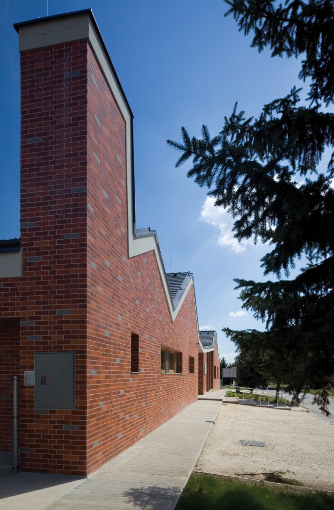 Daycare in Zsámbék / Földes & Co. Architects Ltd.
