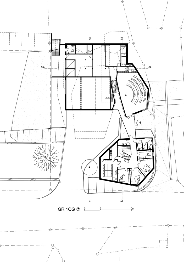 Community Center in Abfaltersbach / Machné Architekten