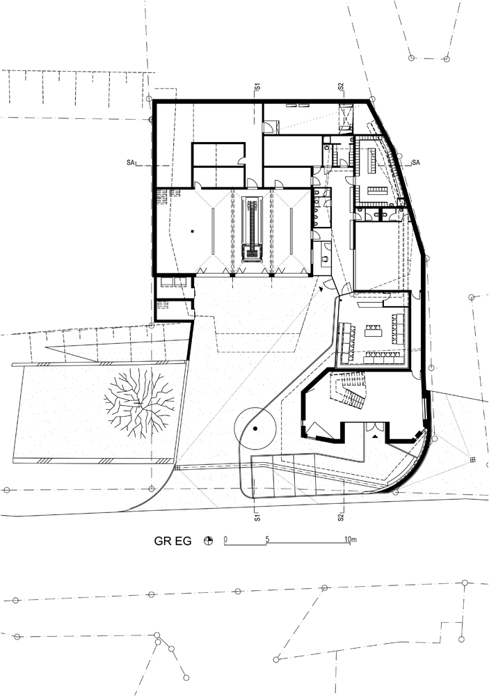 Community Center in Abfaltersbach / Machné Architekten