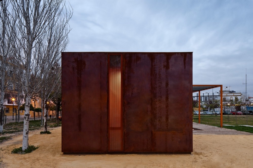 Reorganization of the Victoria Kent Park / Antonio Blanco Montero