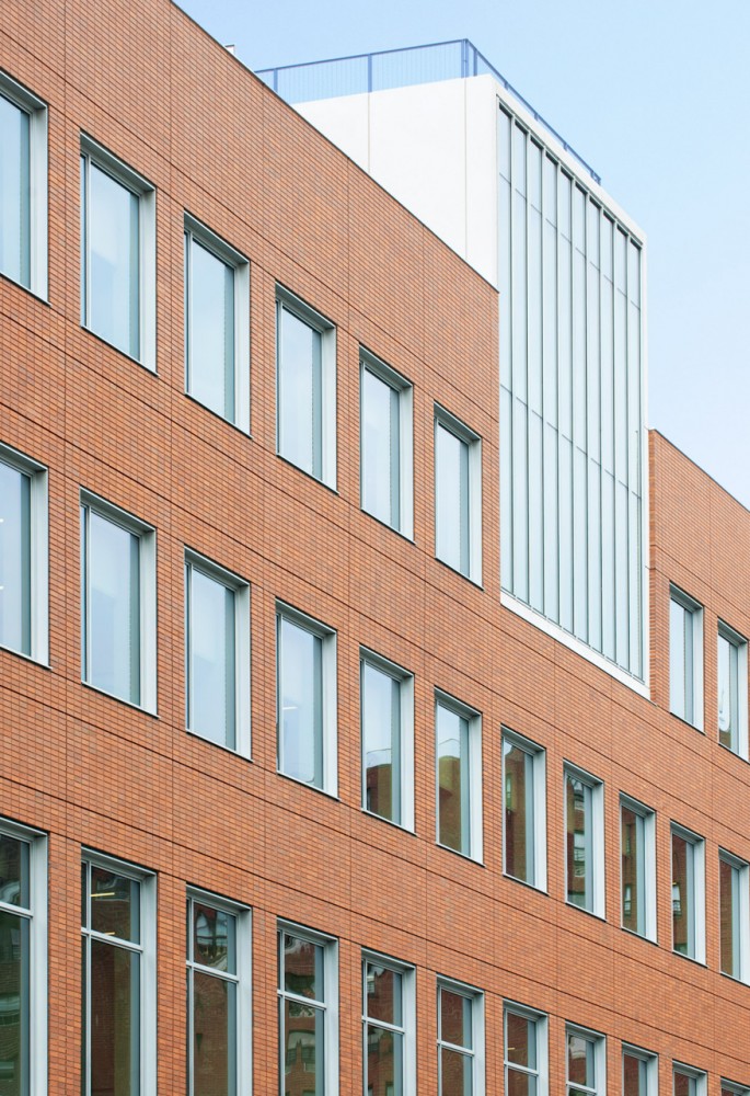 Silberman School of Social Work at Hunter College / Cooper, Robertson & Partners