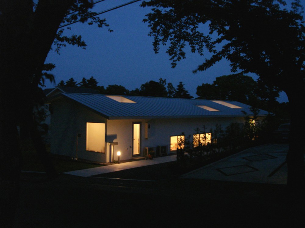 Izukougen House / Atelier Shinya Miura