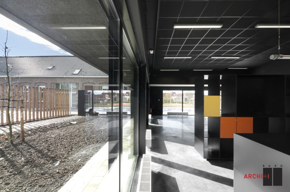 Poperinge Youth Centre / Buro II & Archi+I