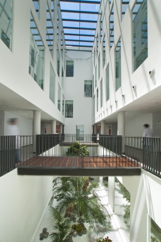 Residential Center Cugat Natura / JF Arquitectes