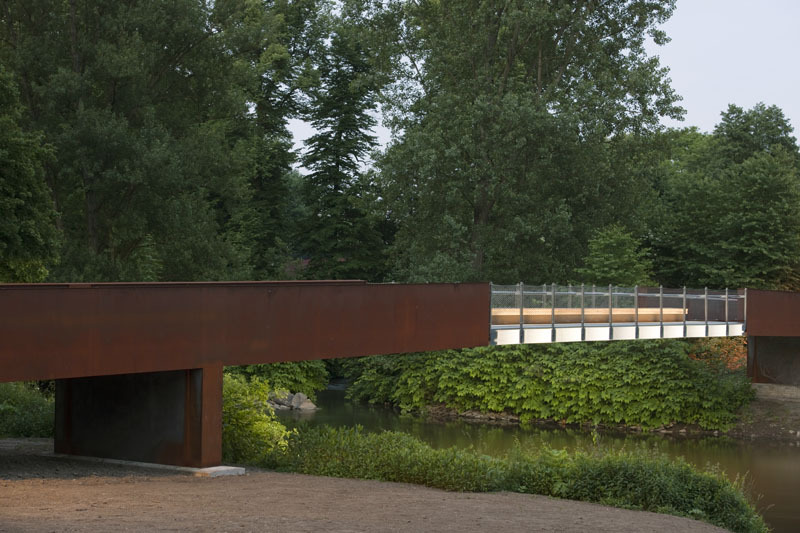 Wupper-Bridge Opladen / Ağırbaş & Wienstroer