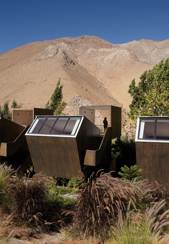 Elqui Domos Astronomical Hotel / Rodrigo Duque Motta