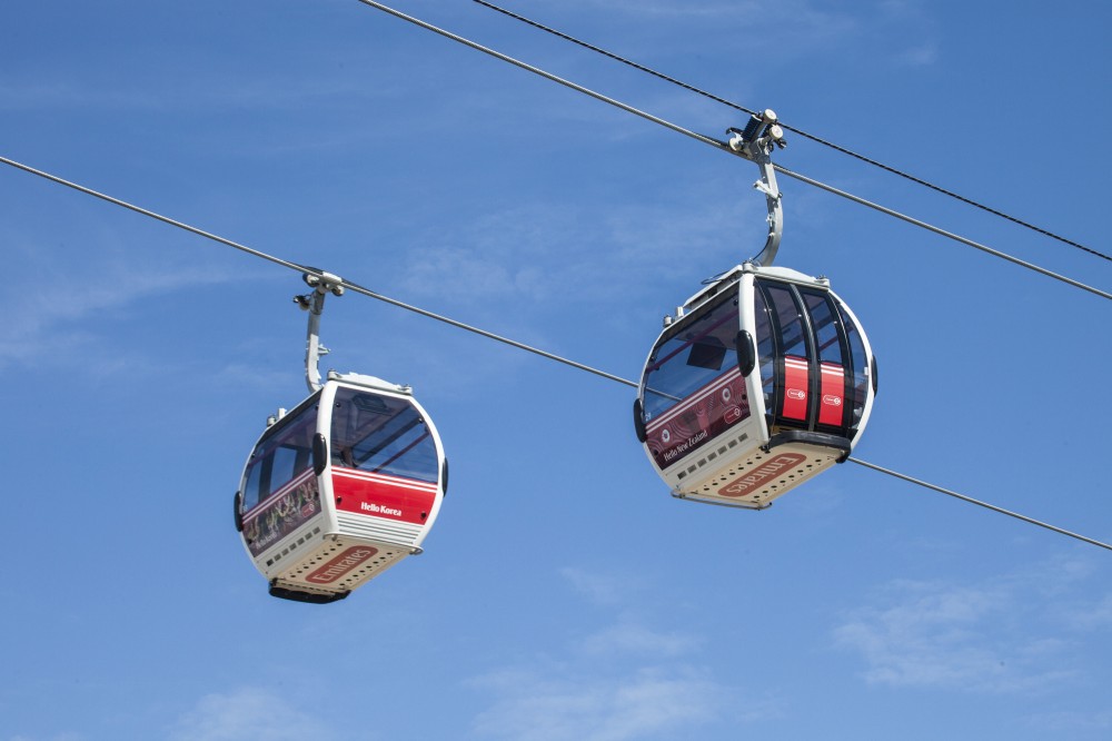 Emirates Air Line / Wilkinson Eyre Architects