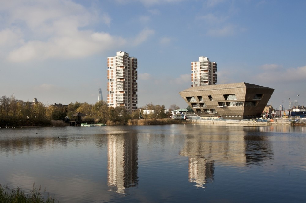 Canada Water Library / CZWG Architects