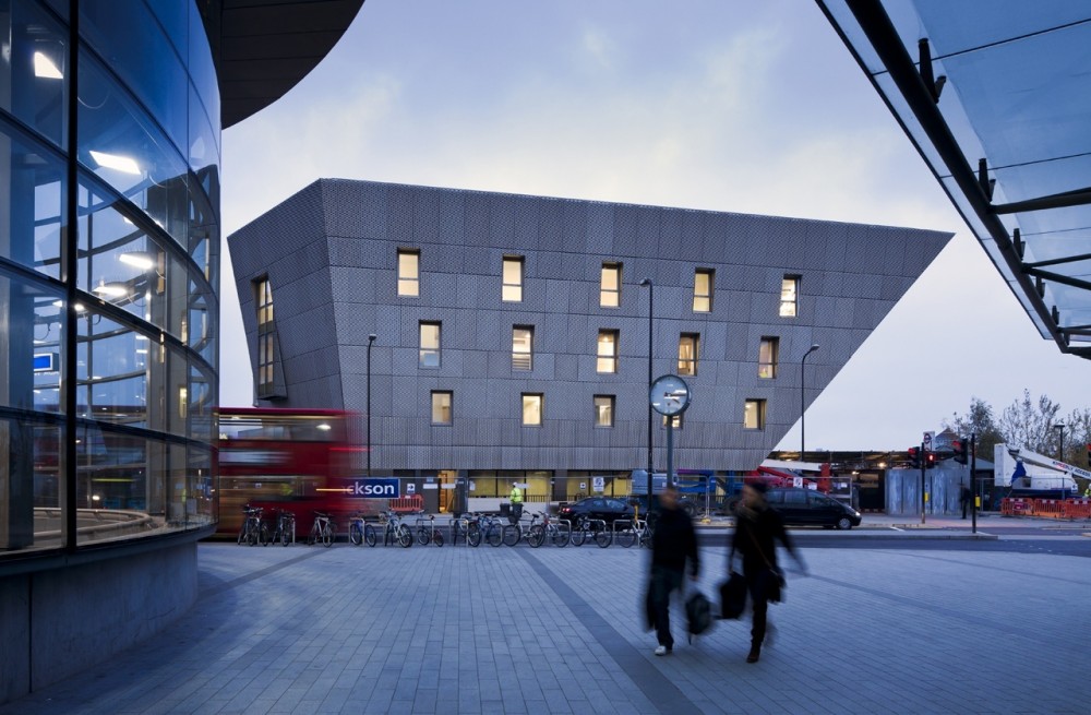 Canada Water Library / CZWG Architects