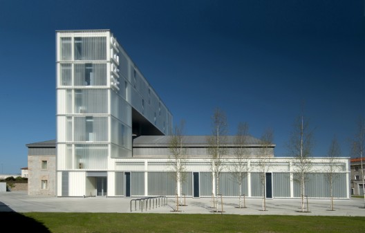 Krea Arts Centre / Roberto Ercilla Arquitectura