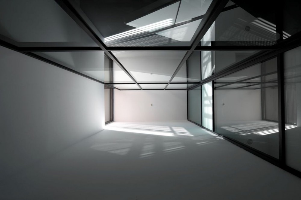 Etxezabala Office Building / AH Asociados