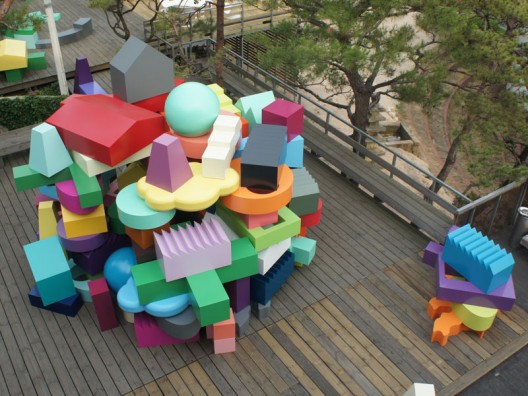 Vertical Village Exhibition / MVRDV (2)