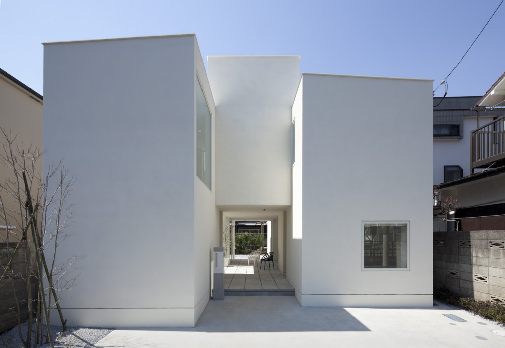 Portico / Aida Atelier + Kuno Lab