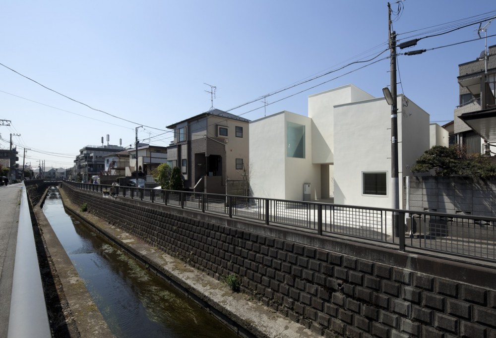 Portico / Aida Atelier + Kuno Lab