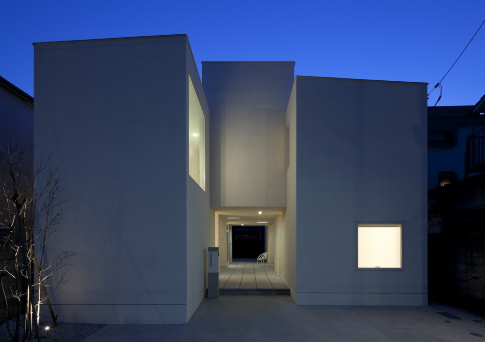 Portico / Aida Atelier + Kuno Lab