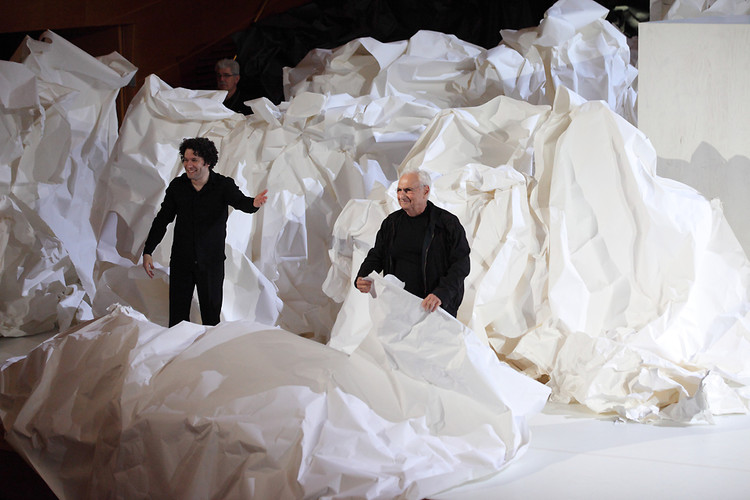 Don Giovanni / Gehry + Rodarte