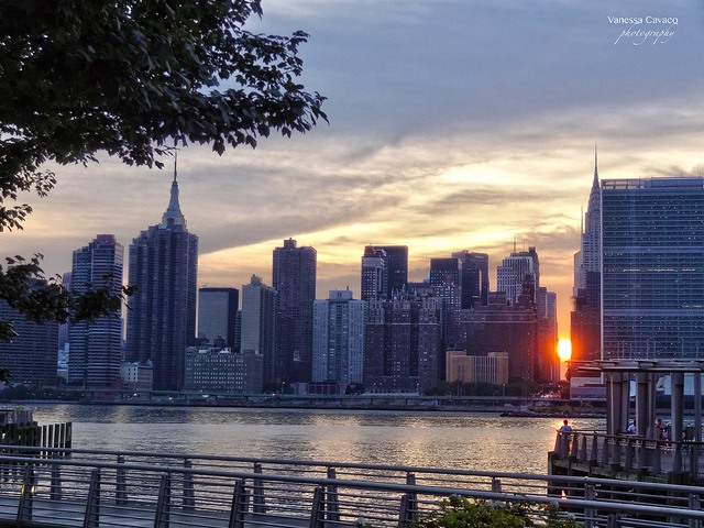 Manhattanhenge 2012