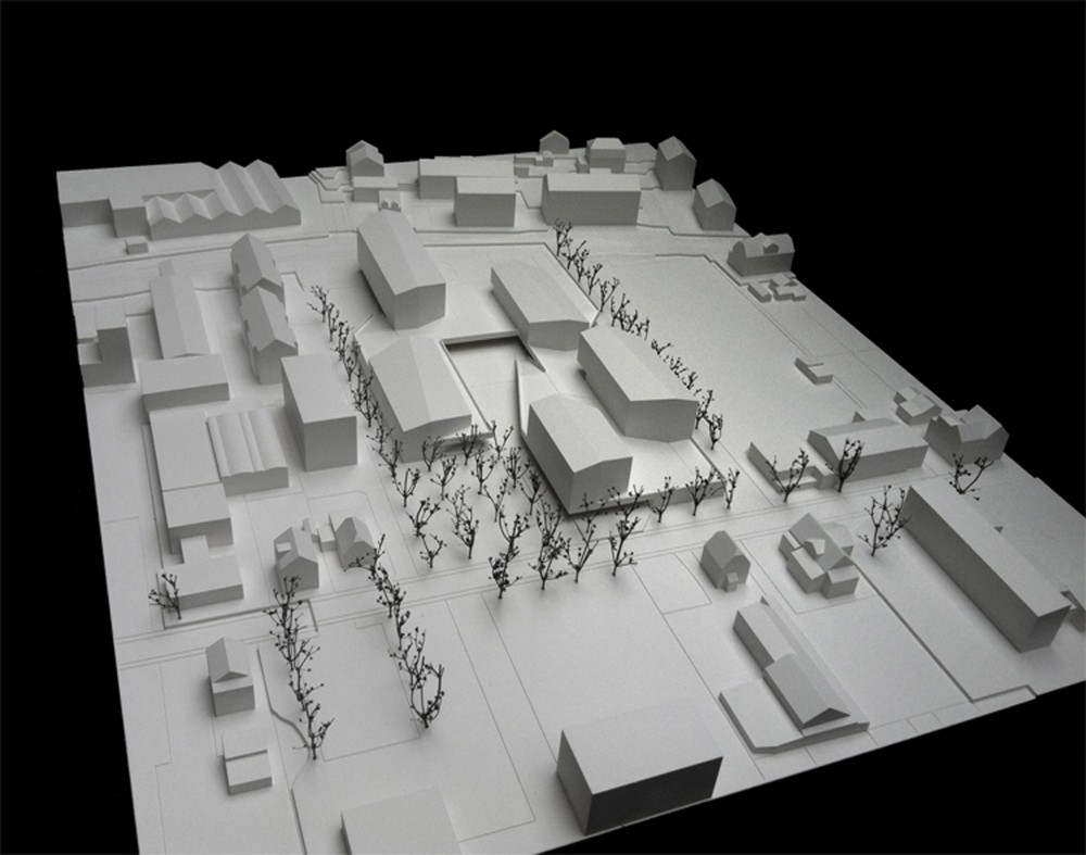 Primary and Secondary School Proposal / RaichdelRio
