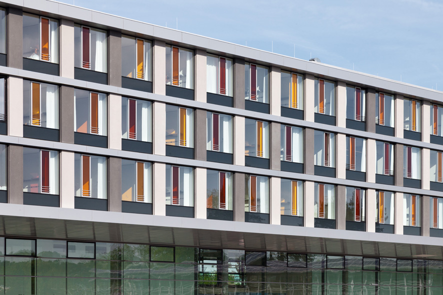 Ulm Surgical Center /  KSP Jürgen Engel Architekten