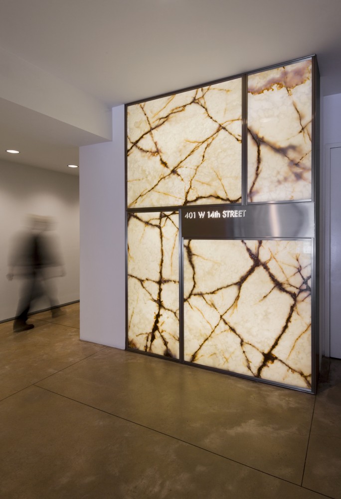 401 W 14th Street / Cook + Fox Architects