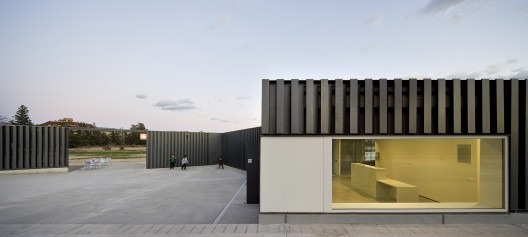 Sport Center in Tortosa / Arquitecturia