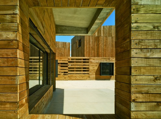 Home for Three Sister in Bullas / Blancafort Reus Arquitectura