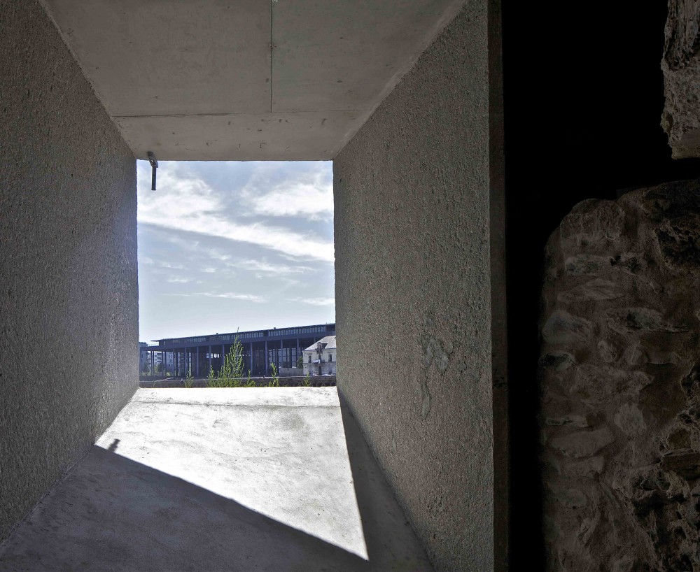 Memorial to the Abolition of Slavery / Wodiczko + Bonder