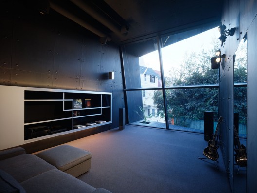 N-House / Takato Tamagami