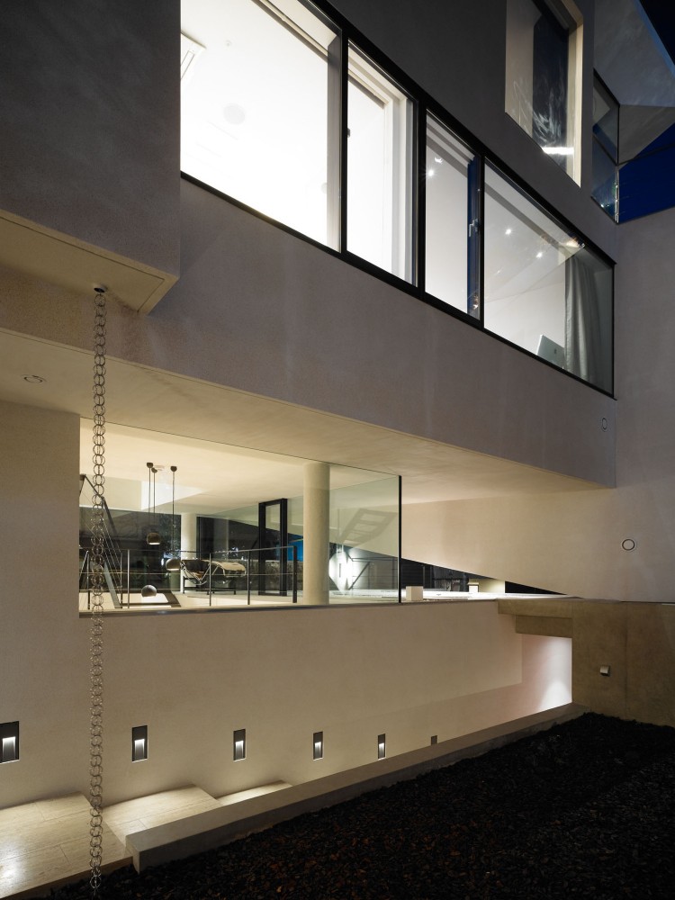 N-House / Takato Tamagami