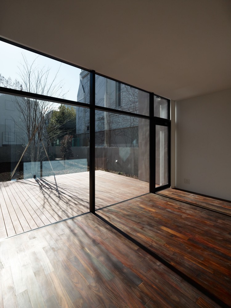 N-House / Takato Tamagami
