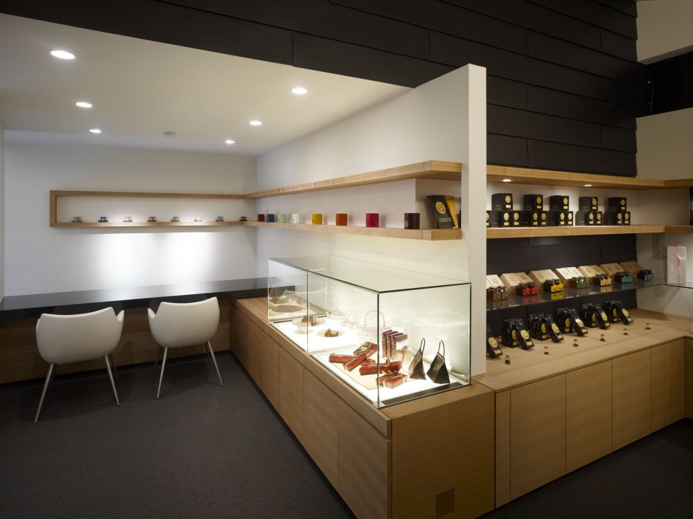 Patisserie Uchiyama / Takato Tamagami