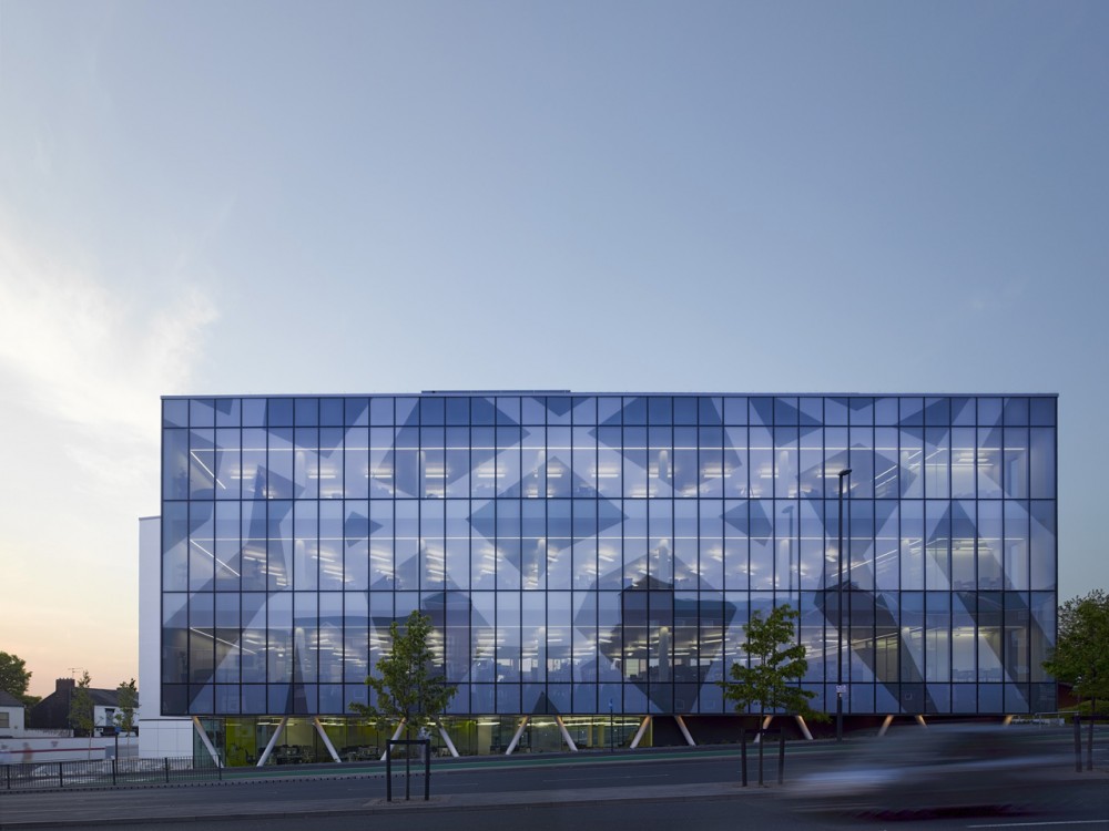 Walsall Housing Group HQ / Bisset Adams