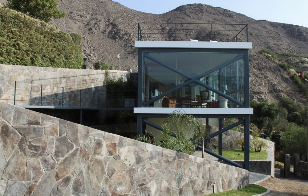 Viewpoint House / 2.8x arquitectos