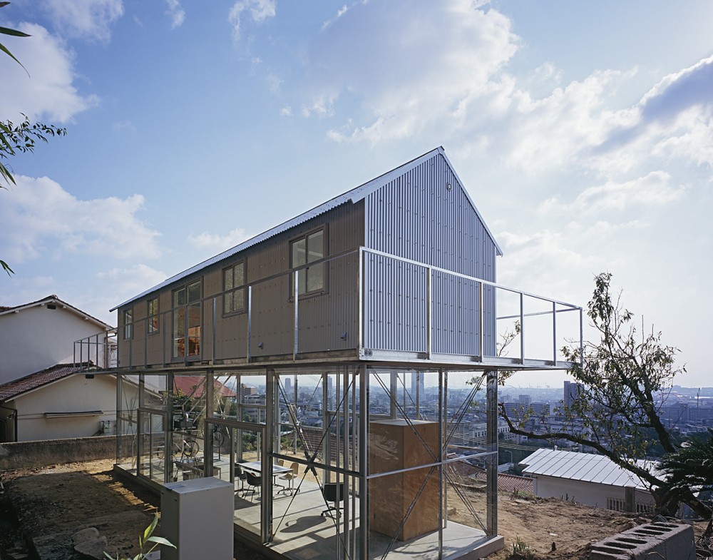 House in Rokko / Tato Architects