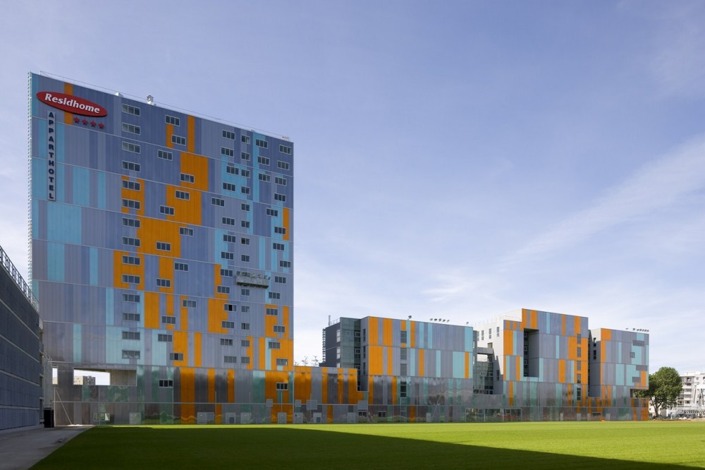 Architectural and urban redevelopment site in Nantes Saupin / FGP(a)