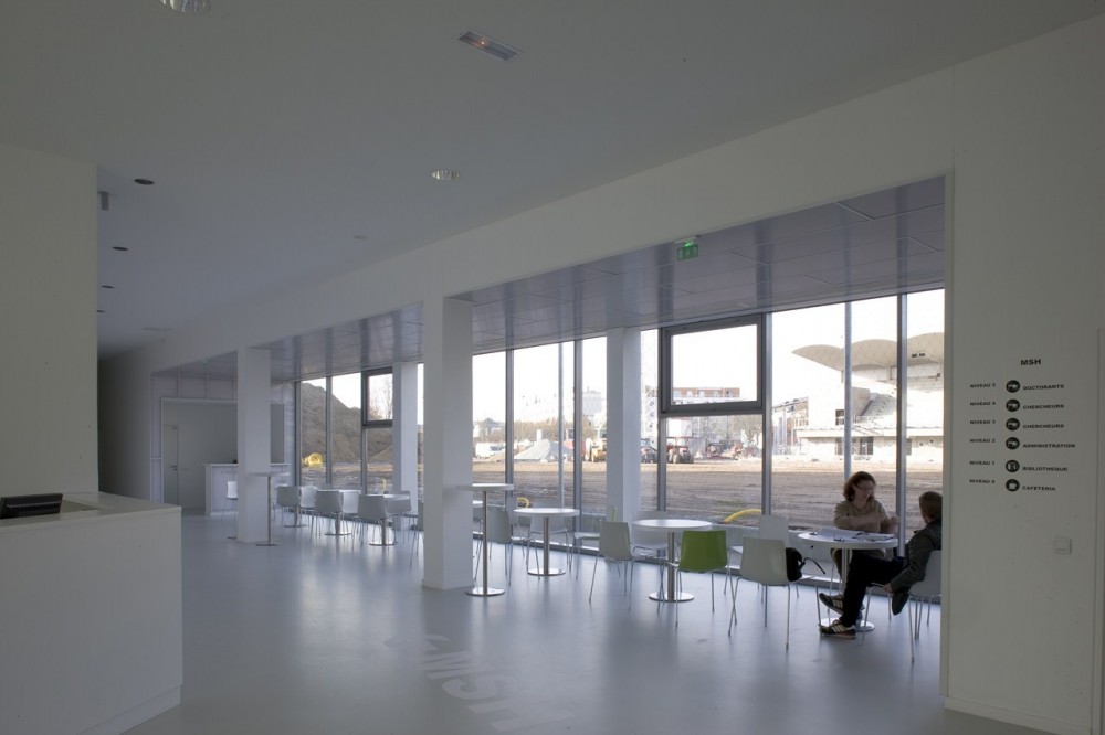 Architectural and urban redevelopment site in Nantes Saupin / FGP(a)