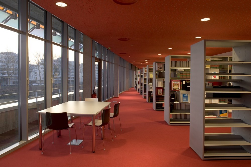 Architectural and urban redevelopment site in Nantes Saupin / FGP(a)