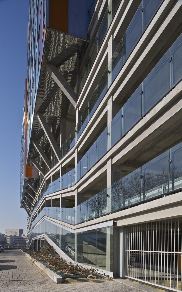 Architectural and urban redevelopment site in Nantes Saupin / FGP(a)