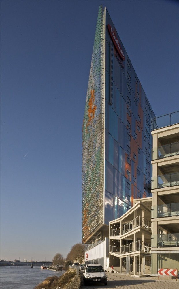Architectural and urban redevelopment site in Nantes Saupin / FGP(a)