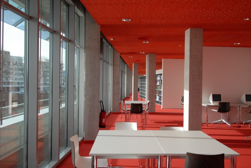 Architectural and urban redevelopment site in Nantes Saupin / FGP(a)