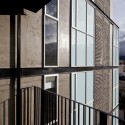 Edificio 03 98 / Espinoza Carvajal Arquitectos © Sebastián Crespo