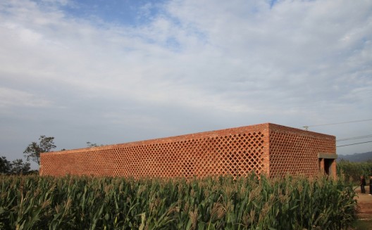 A House For All Seasons / Rufwork