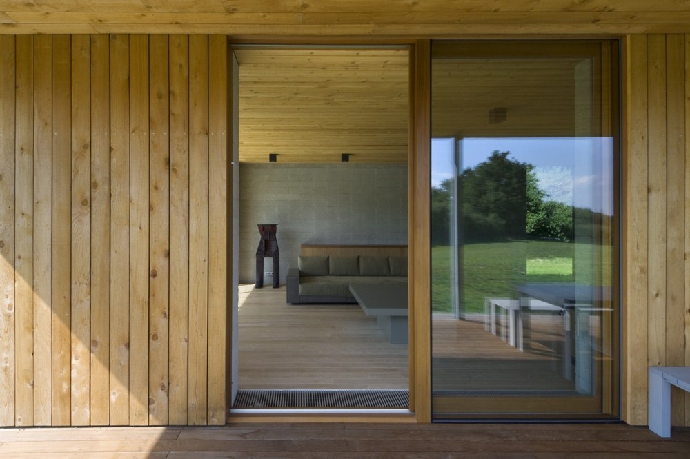 Weekend House in Buš / Markéta Cajthamlová