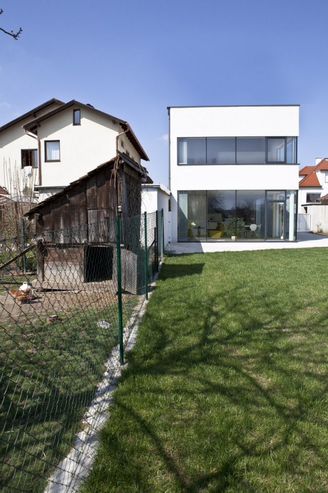My Cousin’s House / Martin Möstbock